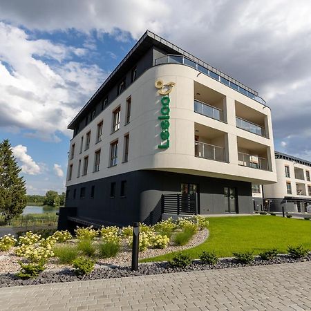 Leeloo Aparthotel Człuchów Buitenkant foto