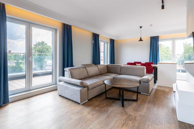 Leeloo Aparthotel Człuchów Buitenkant foto