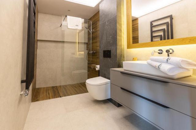 Leeloo Aparthotel Człuchów Buitenkant foto