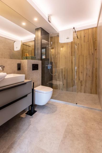 Leeloo Aparthotel Człuchów Buitenkant foto